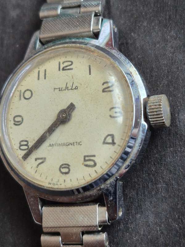 Vintage Ladies Ruhla Antimagnetic Mechanical Wrist Watch (not working)