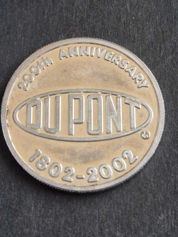 Dupont 200 Anniversary One Ounce Silver Medallion 1802-2002 (rare)