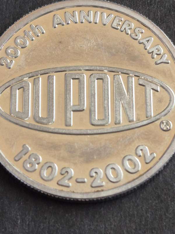 Dupont 200 Anniversary One Ounce Silver Medallion 1802-2002 (rare)