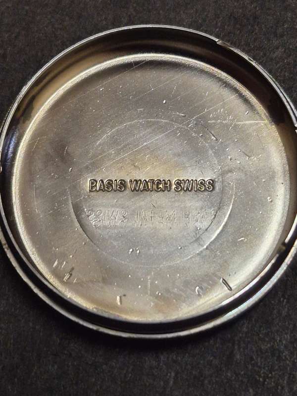 Vintage Ladies Sainst Tropez Shock Resistant Swiss made Mechanical Watch (not working)