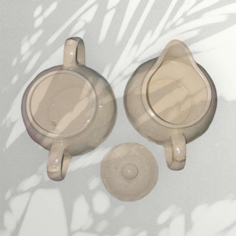 Pearl glaze creamer and sugar jar