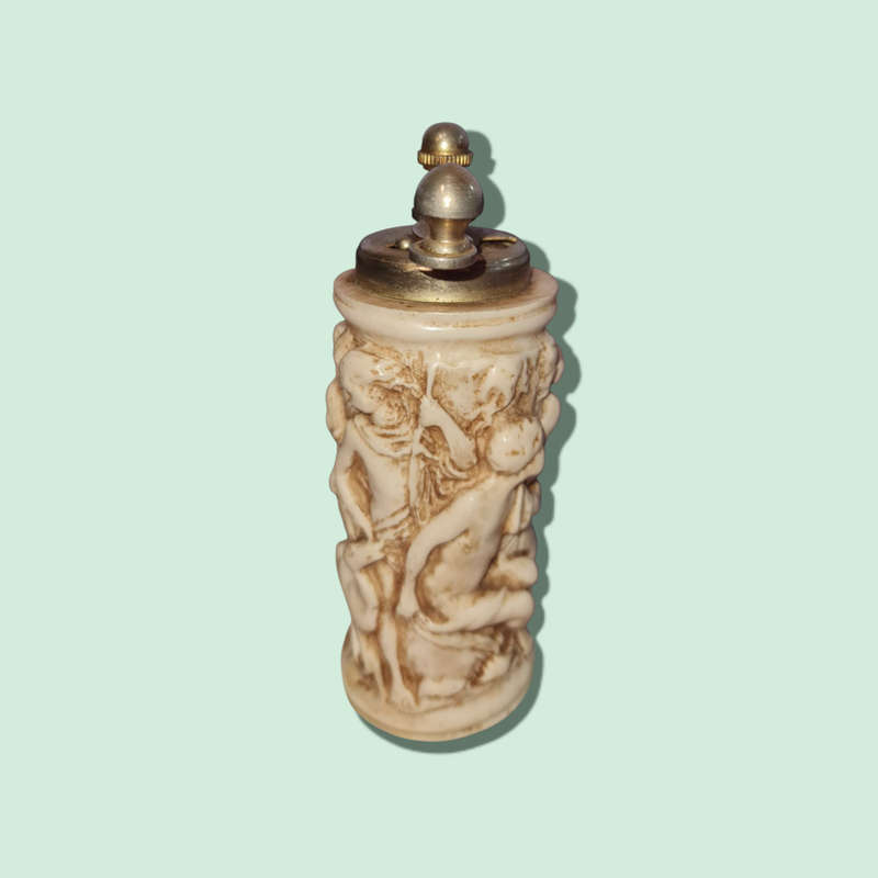 Vintage Acciaio Temperato Italian CARVED PEPPER GRINDER Italy Roman