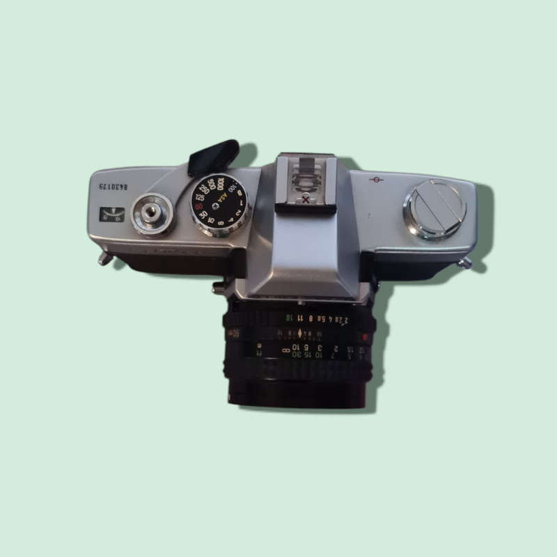 Vintage 35mm Minolta SRT100X Camera
