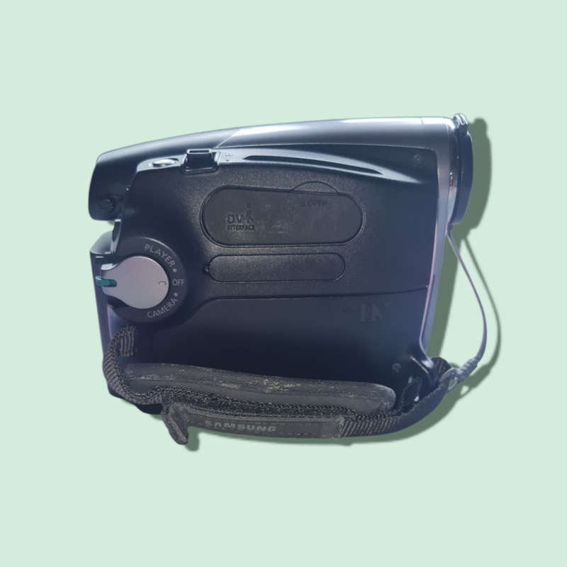 Samsung Digital Camera 34x Optical Powerful Zoom