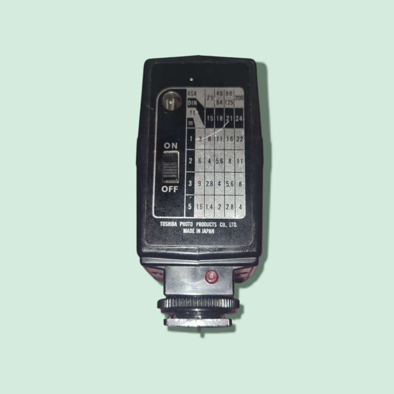 Toshiba Electronic Flash Unit 201