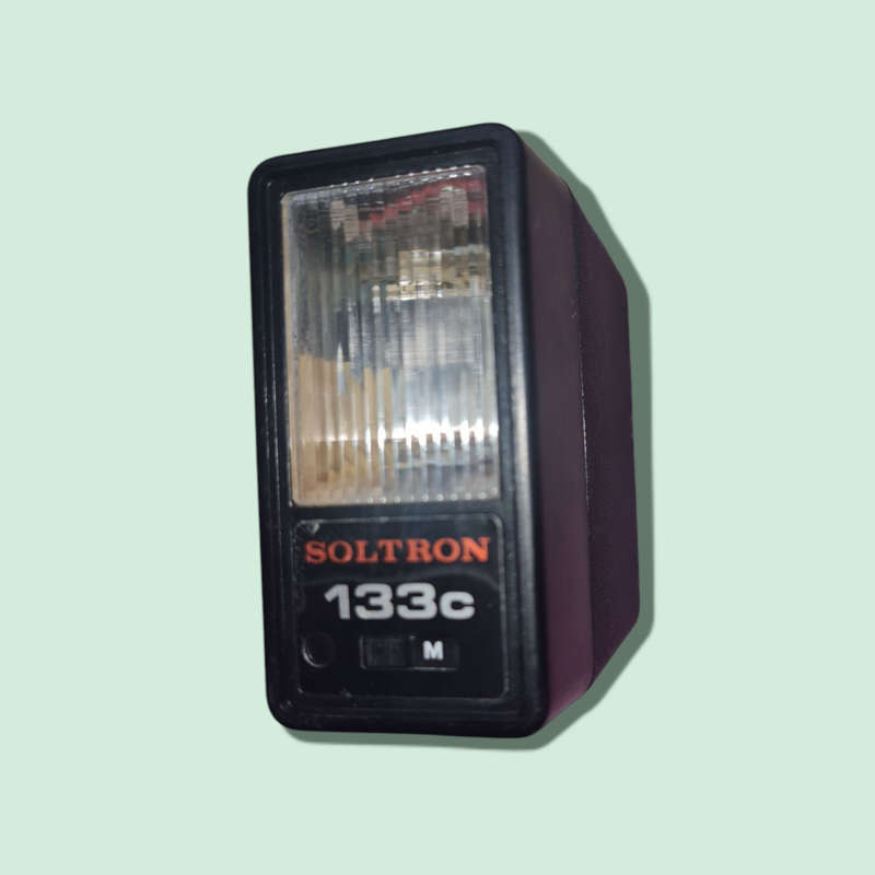 Vintage Soltron 133C Flash Unit