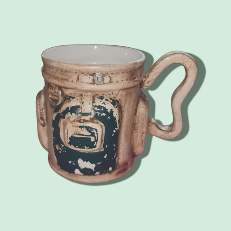 Vintage 1992 E and B Giftware Old Golf Bag Coffee Mug  