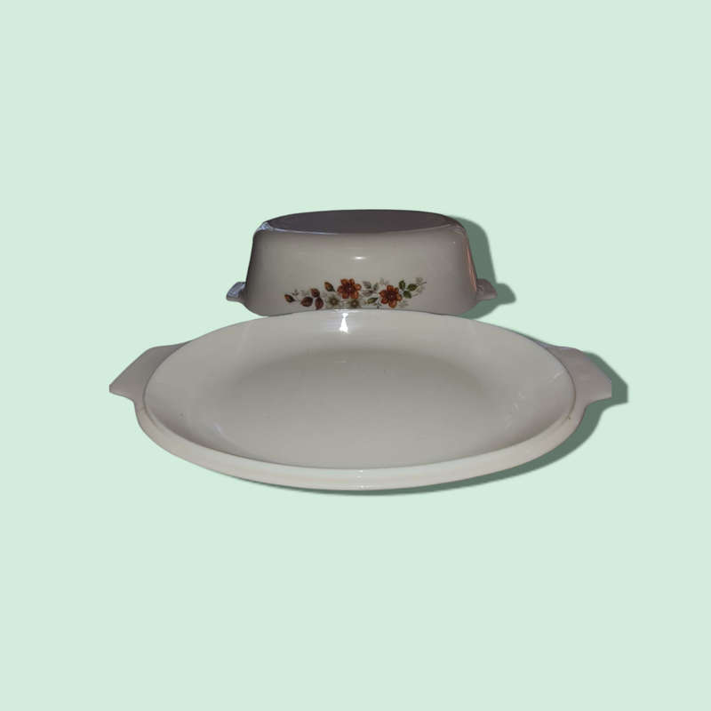 A Lovely Large Iidded Vintage Sovirel France Oven Dish
