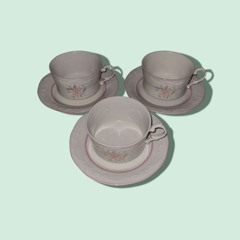 Huguenot Trio Cups and Saucers