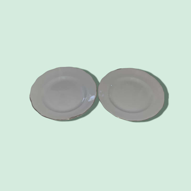 Royal Standard Cake Serving Plates x 2