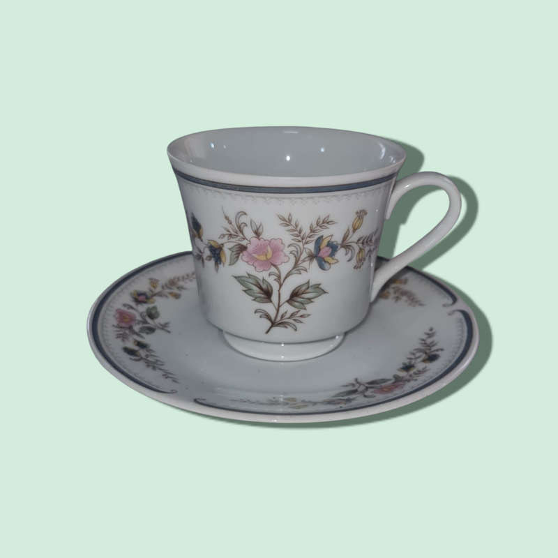 Eetrite Fine China Hampton Cups and Saucers Set 5810  
