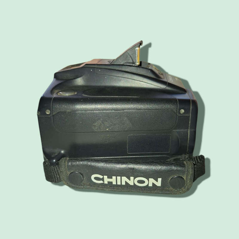 Chinon Genesis 35mm SLR Bridge Camera 35-80