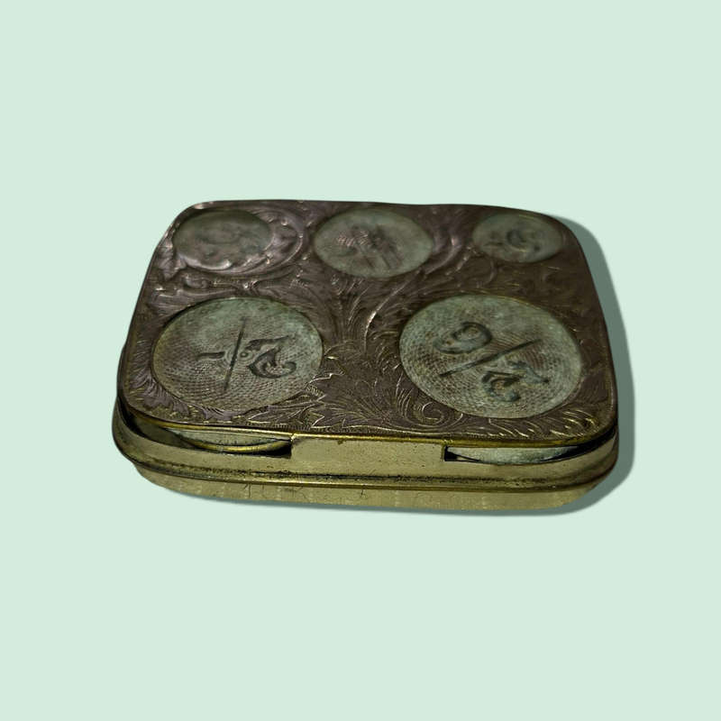 Nickle Plated Metal Coin Holder