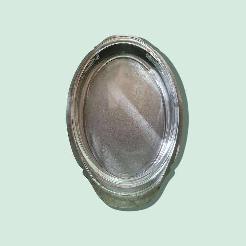 serving dish with lid and glass insert