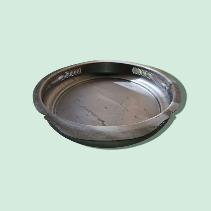 serving dish with lid and glass insert