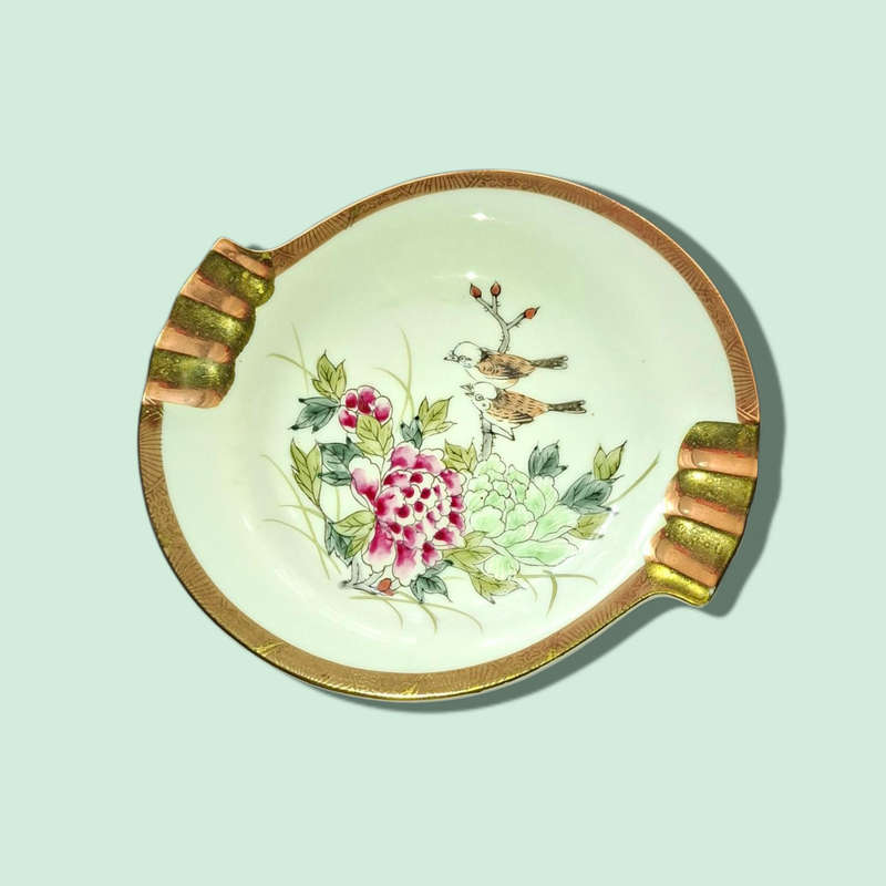 VINTAGE  ACROSS KUTANI PORCELAINWARE JAPAN BIRDS FLOWERS CIGARETTE ASHTRAY