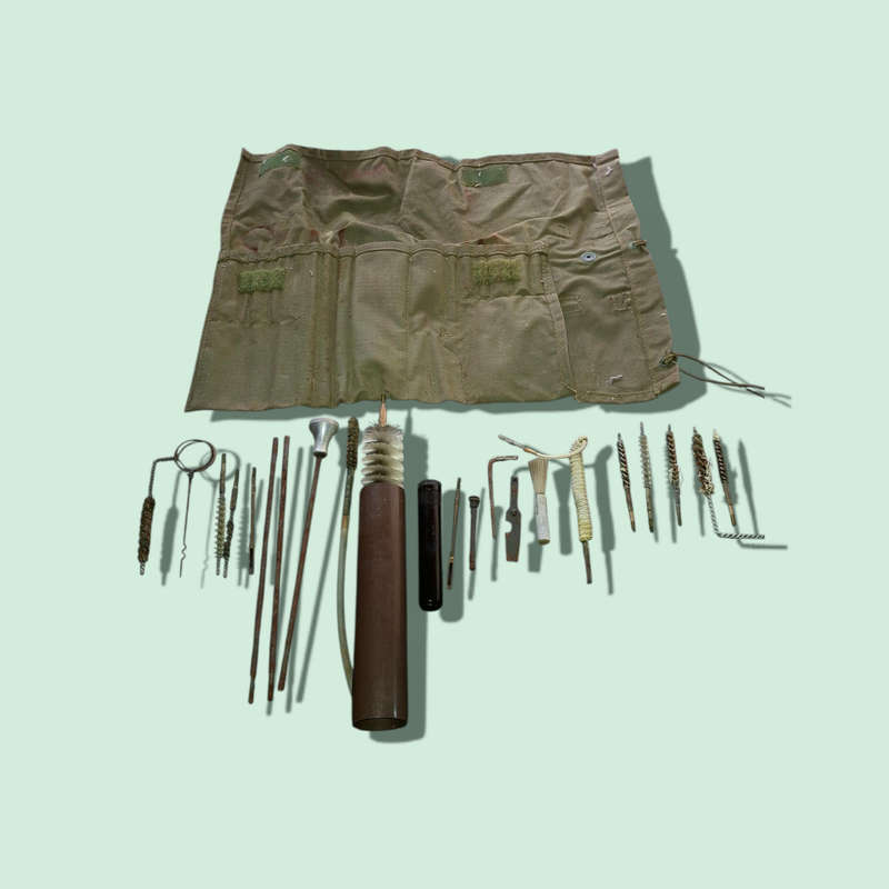 CLEANING KIT FOR R4 RIFLE -- 5.56mm --