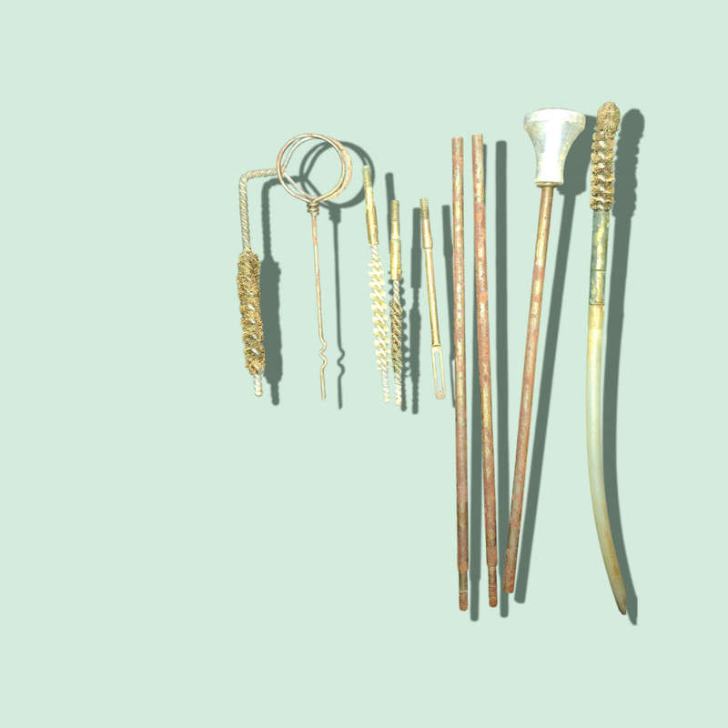 CLEANING KIT FOR R4 RIFLE -- 5.56mm --