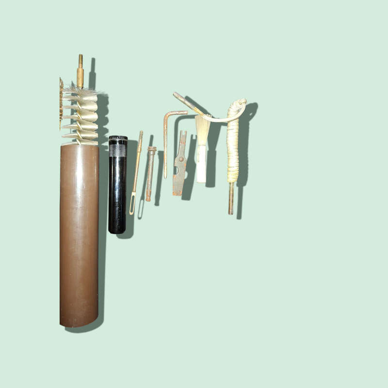 CLEANING KIT FOR R4 RIFLE -- 5.56mm --