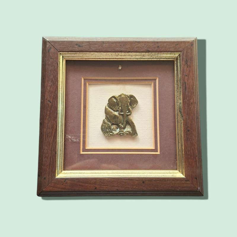 VINTAGE FRAMED BRASS AFRICAN ELEPHANT Rhino heat and giraffe