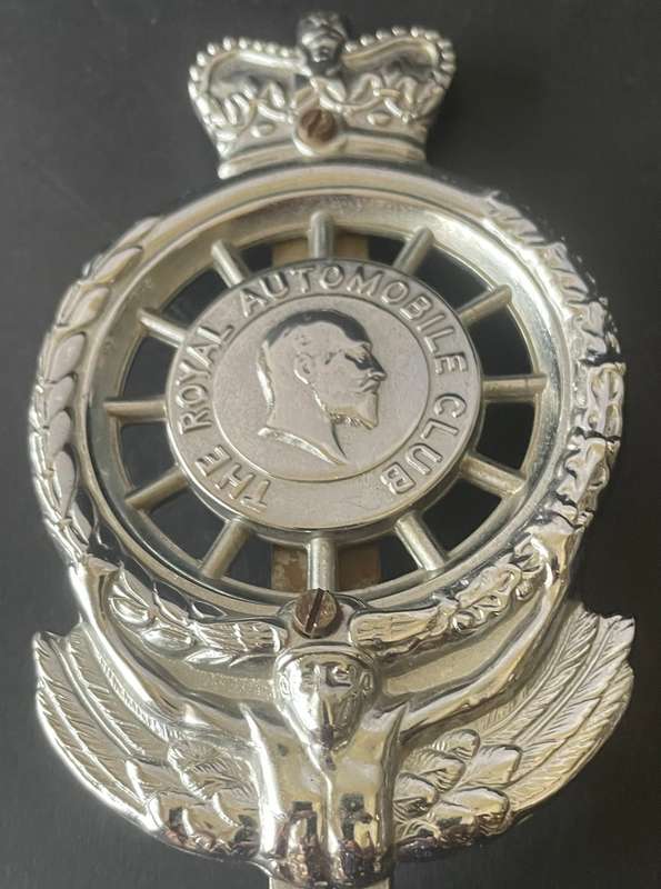 Royal automobile club emblem (king George v)
