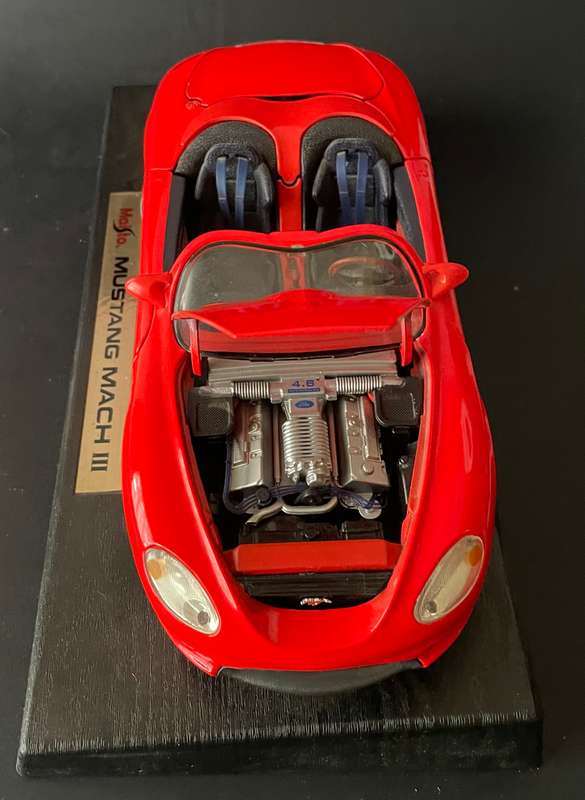 Maisto Mustang Mach 3 die cast model
