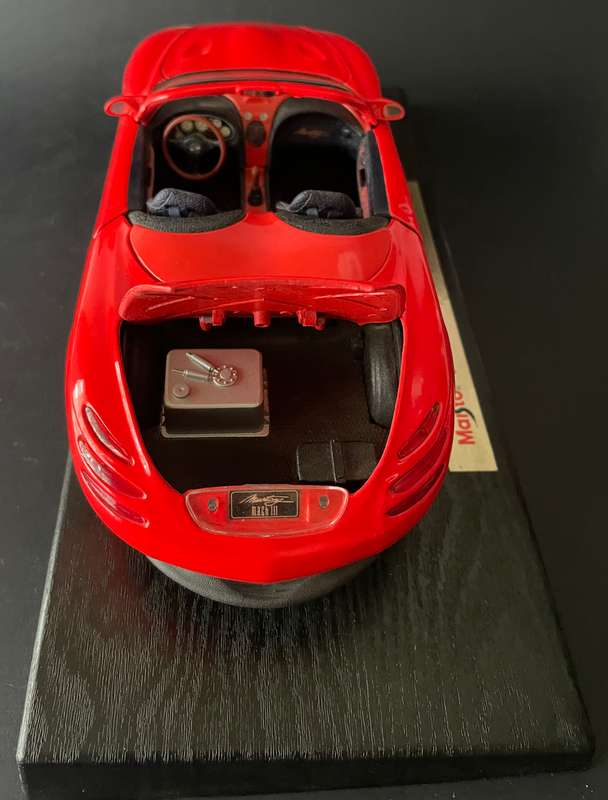 Maisto Mustang Mach 3 die cast model