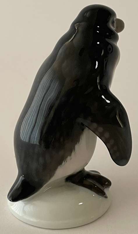 Rare Rosenthal penguin figurine (398) by K. Himmelstoss