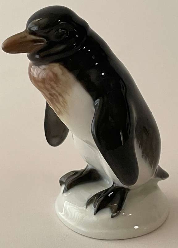 Rare Rosenthal penguin figurine (398) by K. Himmelstoss