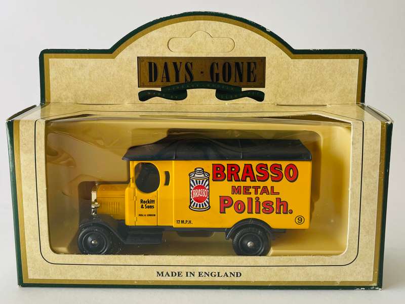 Set of 3 Lledo the days gone die cast models