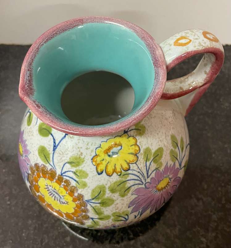 Gouda Jug in the Wipion pattern with rare handle design