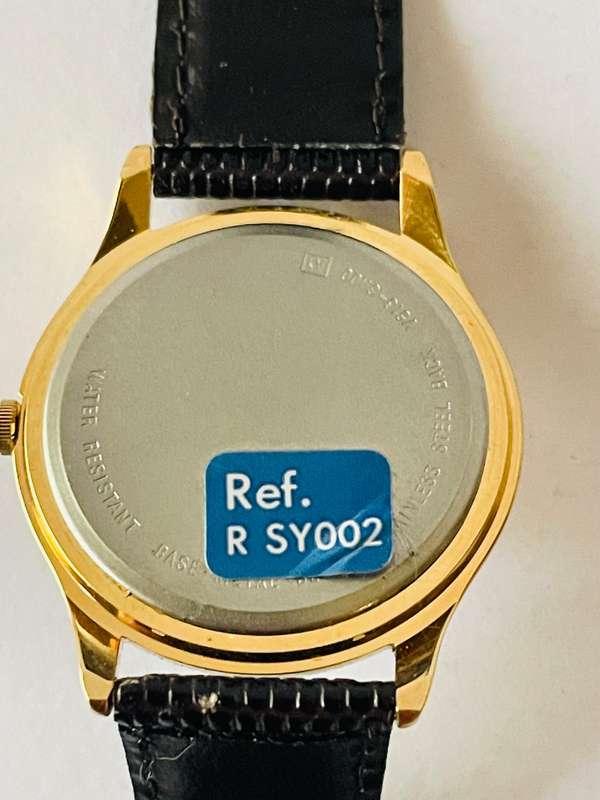 Lorus by Seiko Disney Backwards Goofy 31 mm watch R SY002