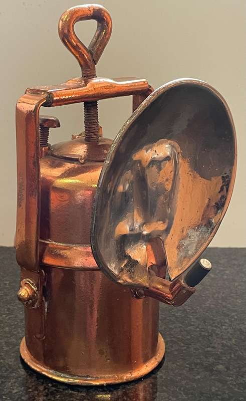 Miners carbide lamp