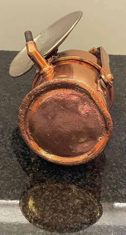 Miners carbide lamp