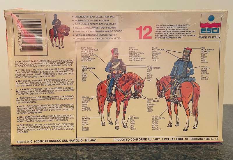 Esci British Light Dragoons 36 piece unpainted mounted figurines in 1/72 scale