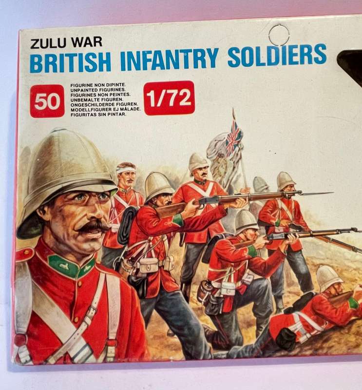 Esci Zulu war British infantry soldiers 50 unpainted figures 1/72 scale