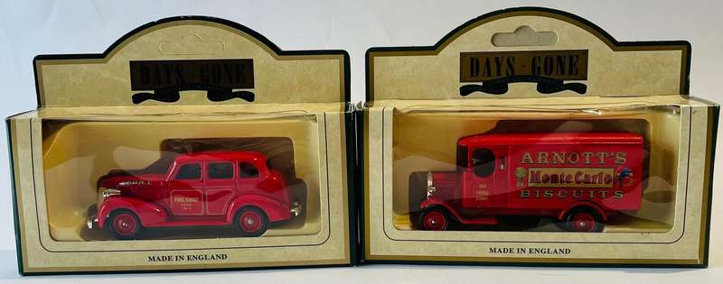 Pair of Lledo Days Gone vintage models die cast models