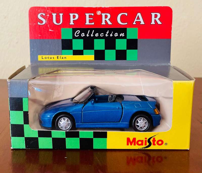 Lotus Elan Maisto die cast model from the Supercar collection 1:36 scale