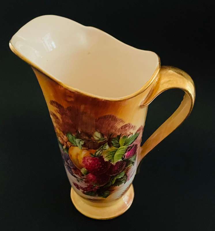 Crown devon Jug - Fieldings pattern - Made in England.