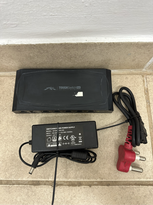 Ubiquiti 5 Port POE Tough Switch