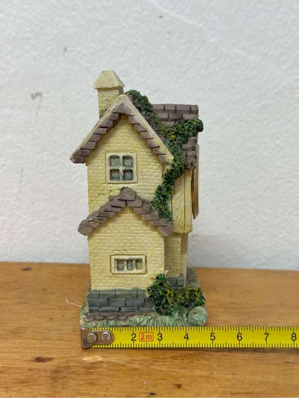 Vintage 1970s Miniature Ceramic English Cottage With Clock Tower