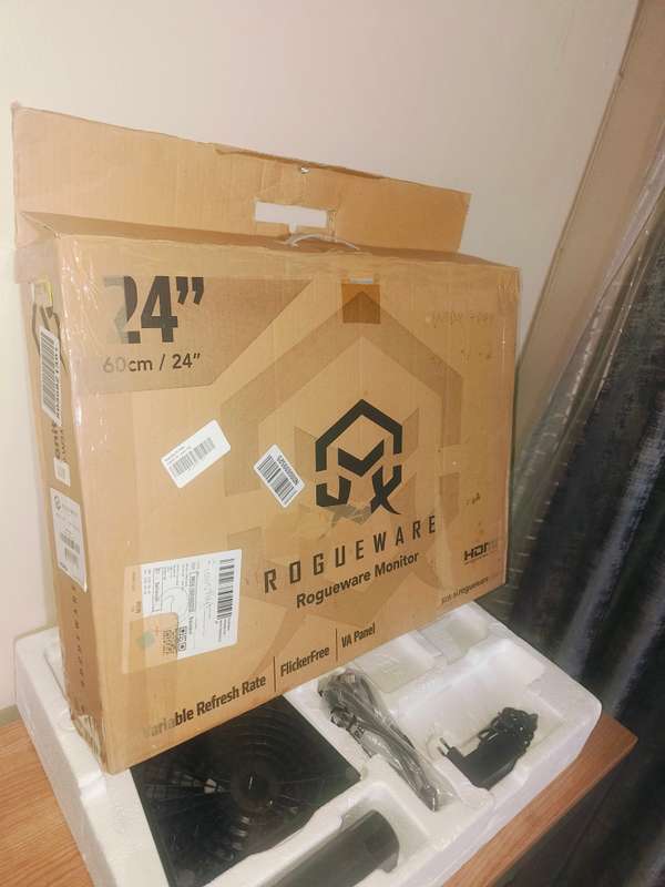 Rogueware gaming monitor (relisted)