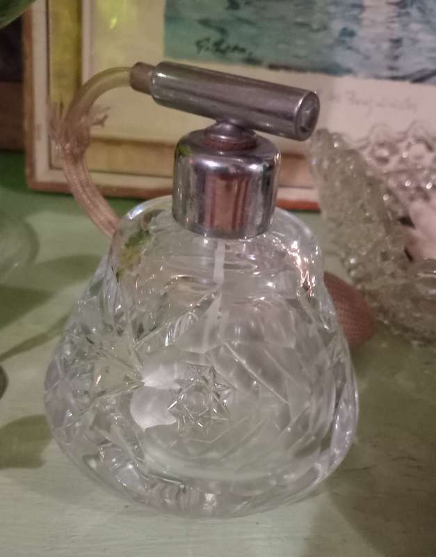 Antique Rose-cut Crystal Perfume Atomizer