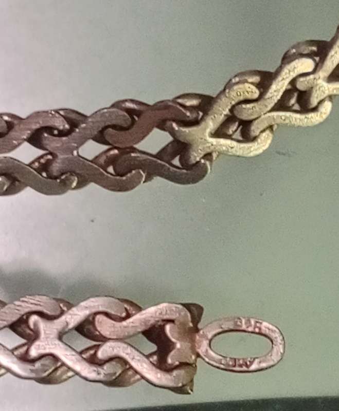 Sterling Silver 925 marked vintage necklace, clip broken 25g silver