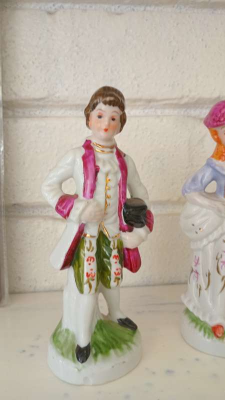 Leonardo Collection Pair of Figurine Ornaments