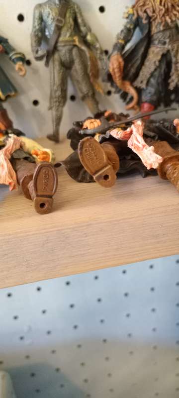 Pirates of the Carribean Zizzel series x 9 figurines