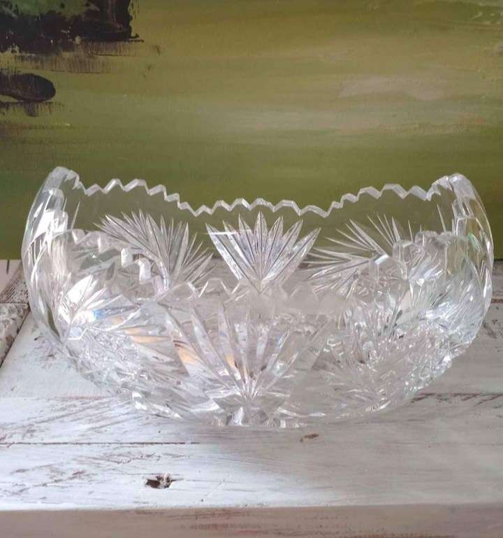 Beautiful Rose Cut Crystal Bowl