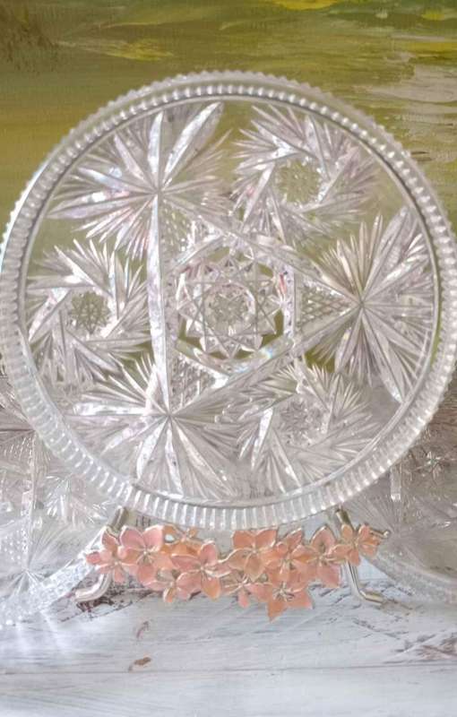 4 Crystal Rounded medium Plates