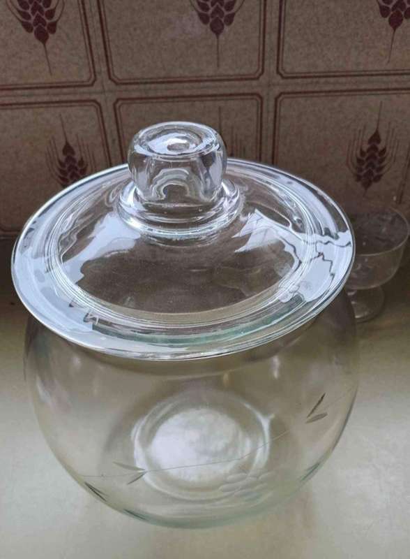 Large Grape design Glass Coockie Jar