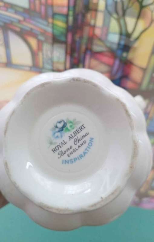 ROYAL ALBERT INSPIRATION MILK JUG